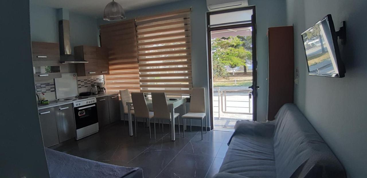 Soula'S Sunshine Apartments Nea Karvali Eksteriør bilde